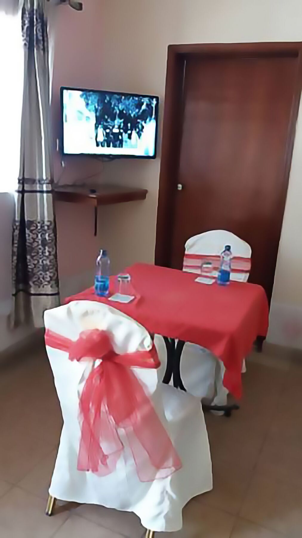 נקורו Bison Hotel מראה חיצוני תמונה
